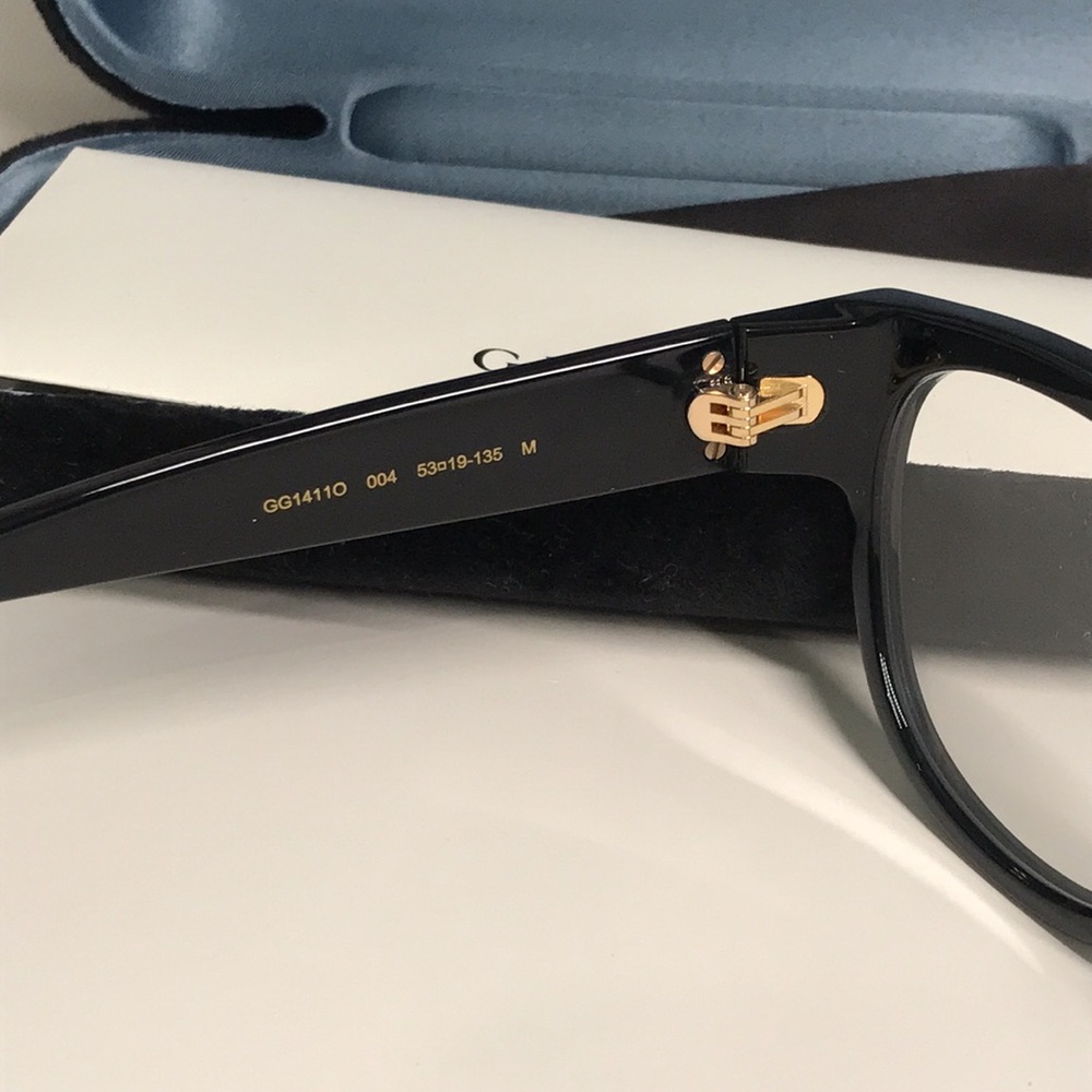 New Authentic Gucci Black Oversized Glasses GG1411O 004 - Picture 11 of 14